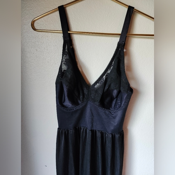 Vintage Black Slip - Picture 4 of 4